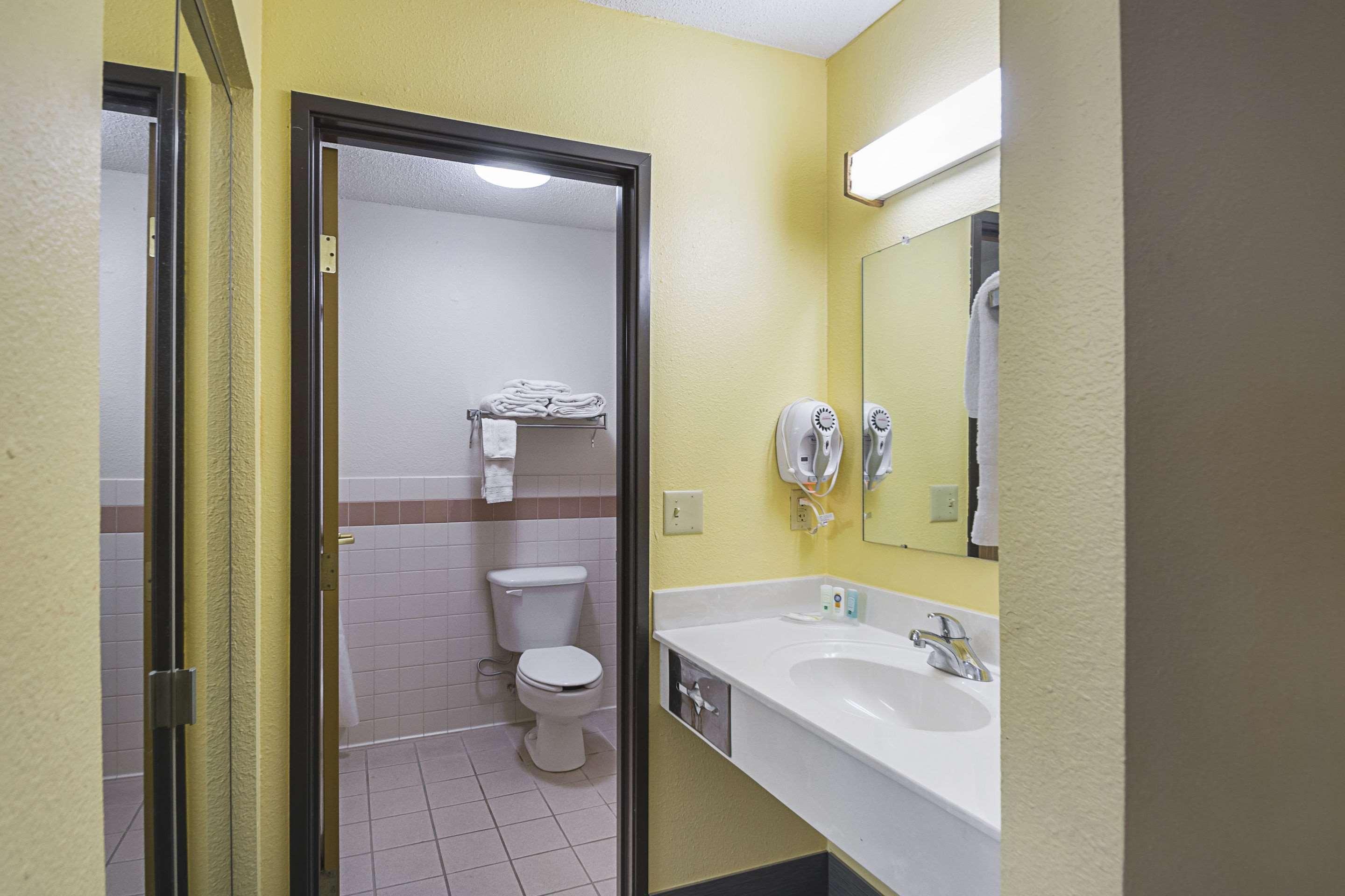 Quality Inn & Suites Harrington - Milford Esterno foto