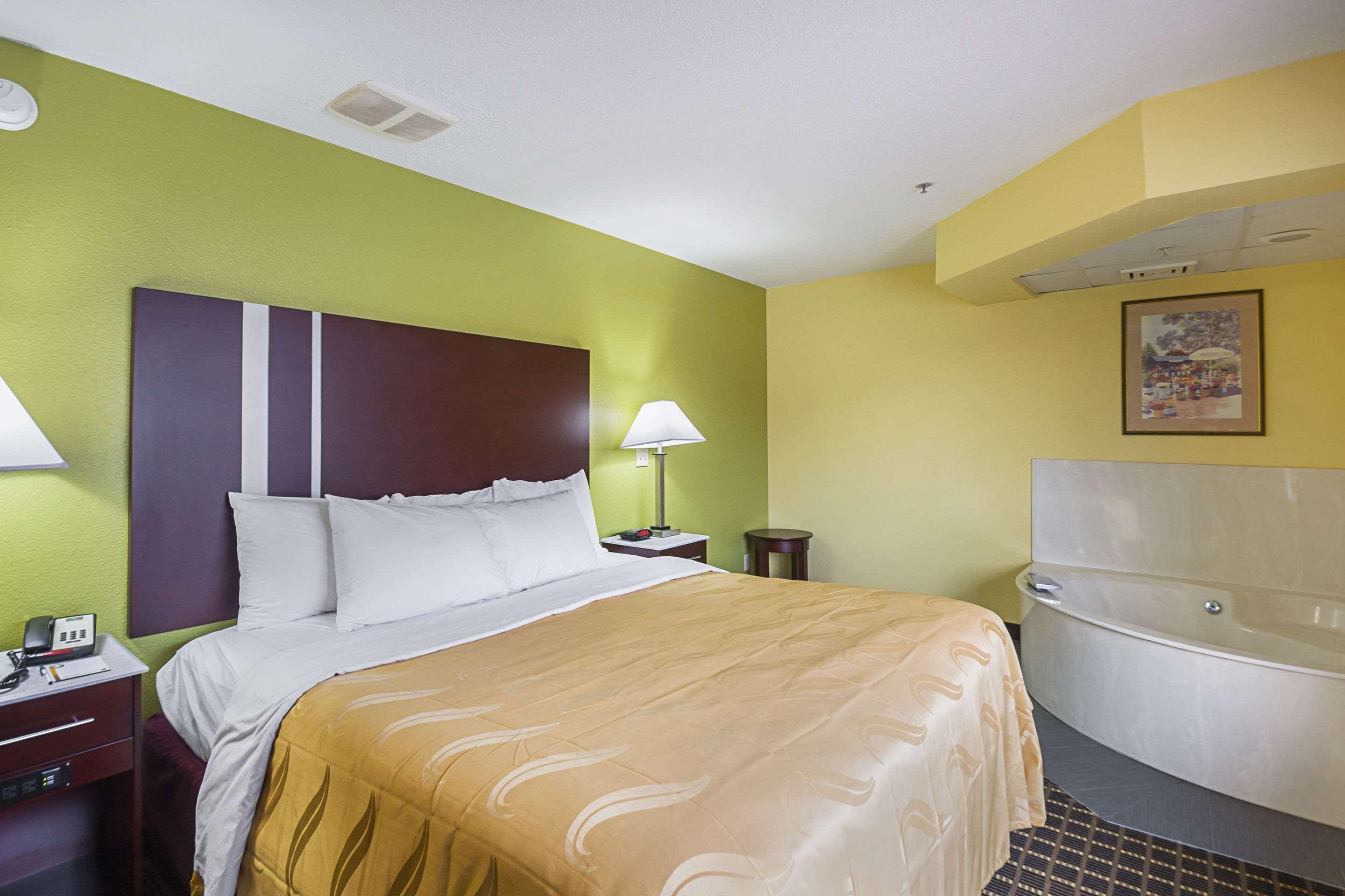 Quality Inn & Suites Harrington - Milford Esterno foto