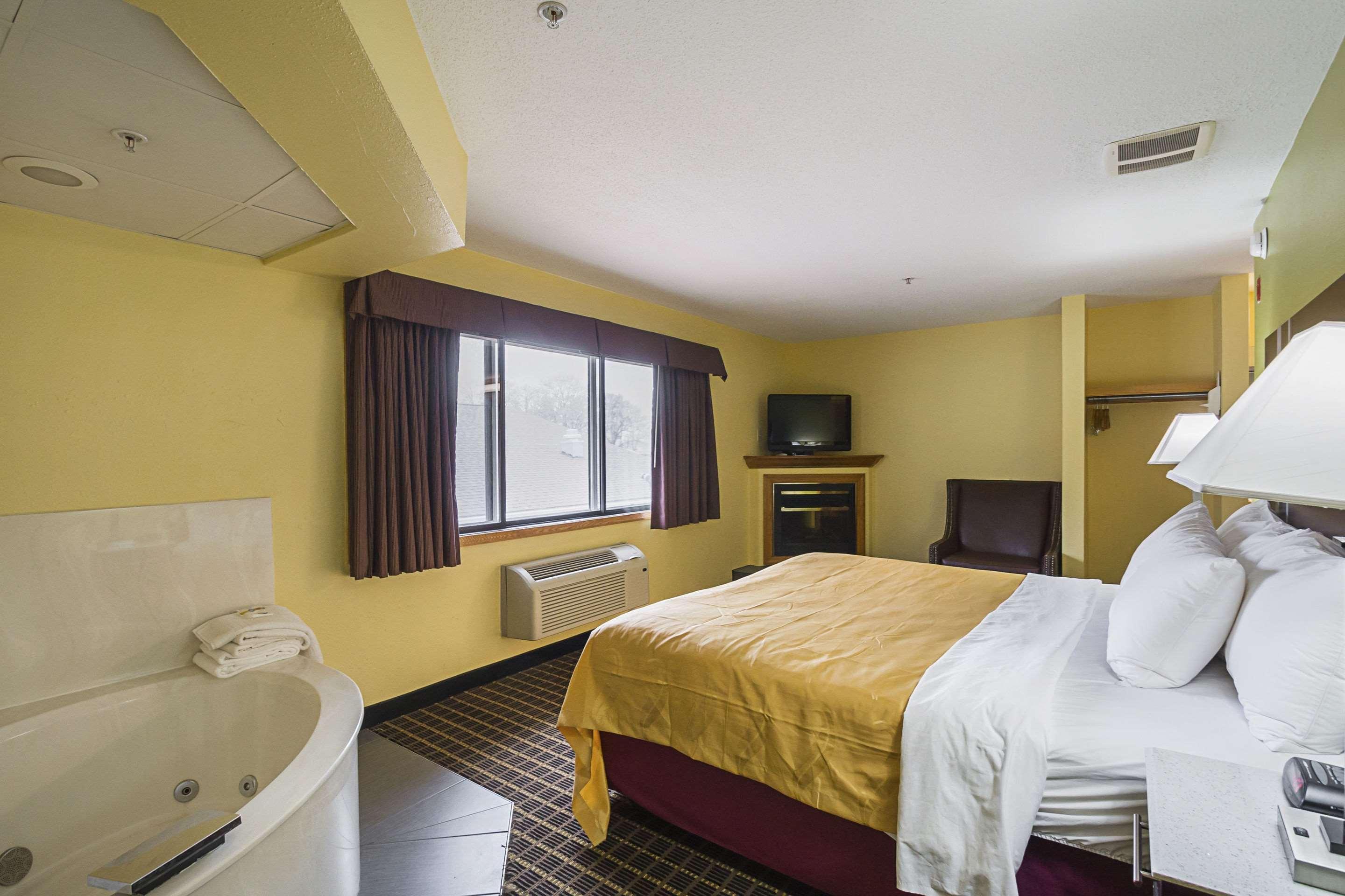 Quality Inn & Suites Harrington - Milford Esterno foto