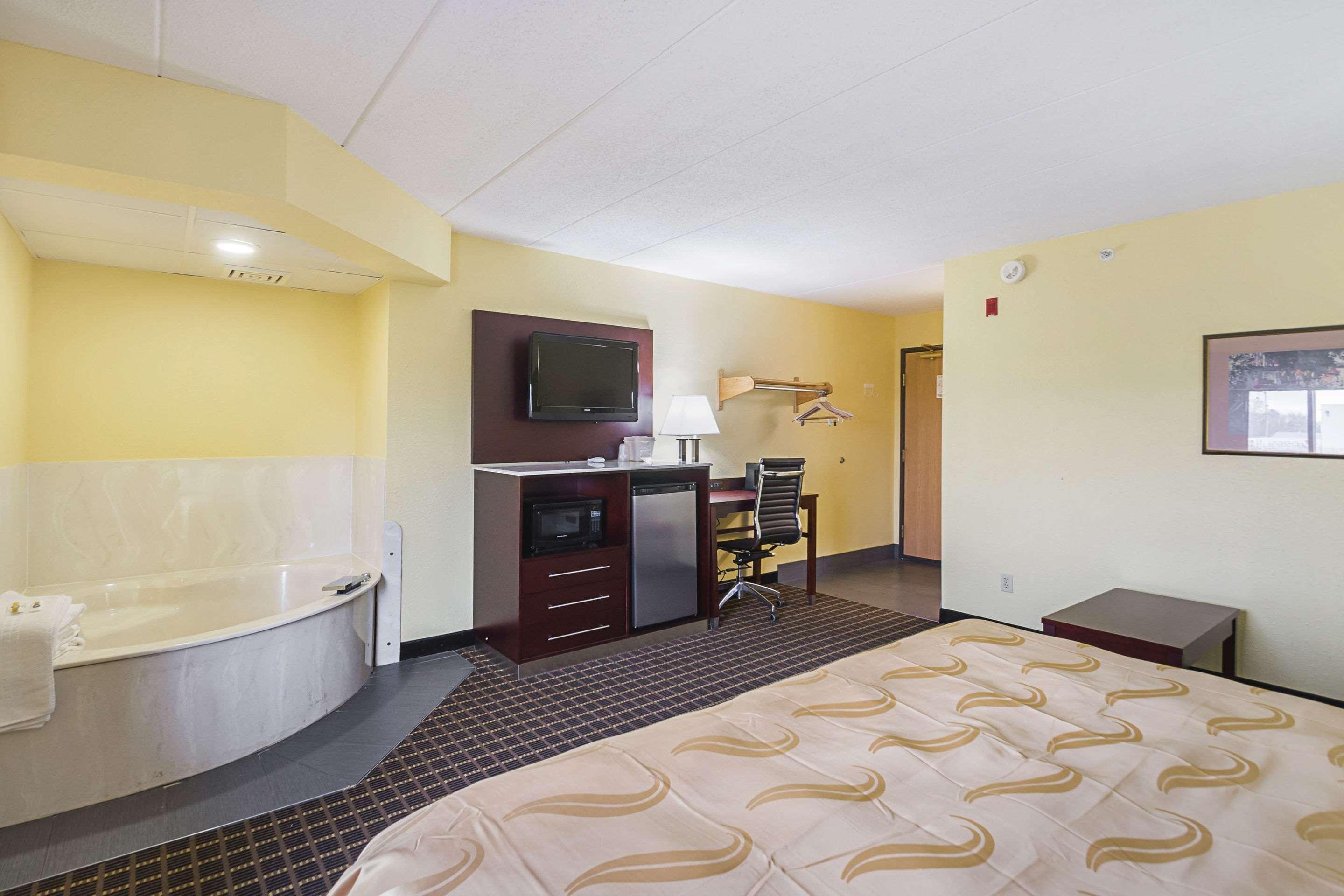 Quality Inn & Suites Harrington - Milford Esterno foto