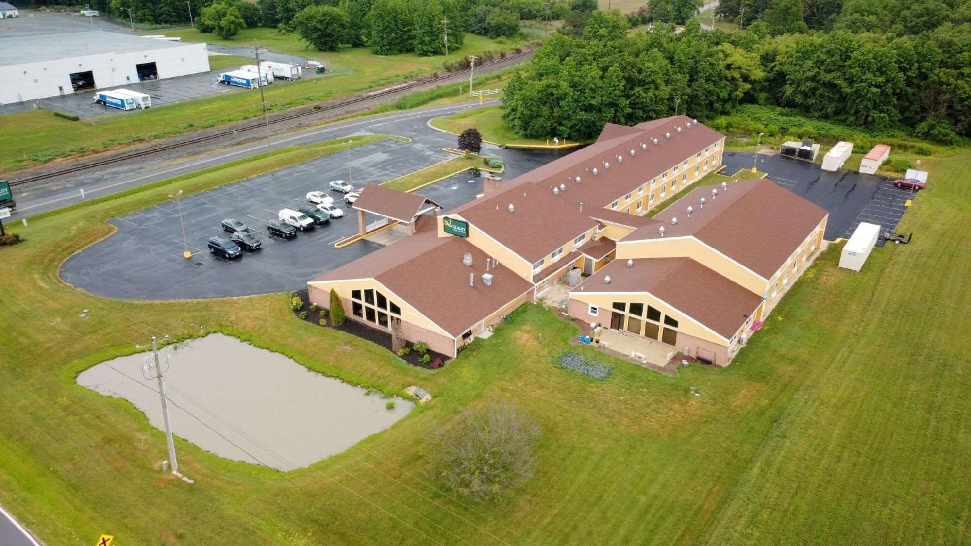 Quality Inn & Suites Harrington - Milford Esterno foto