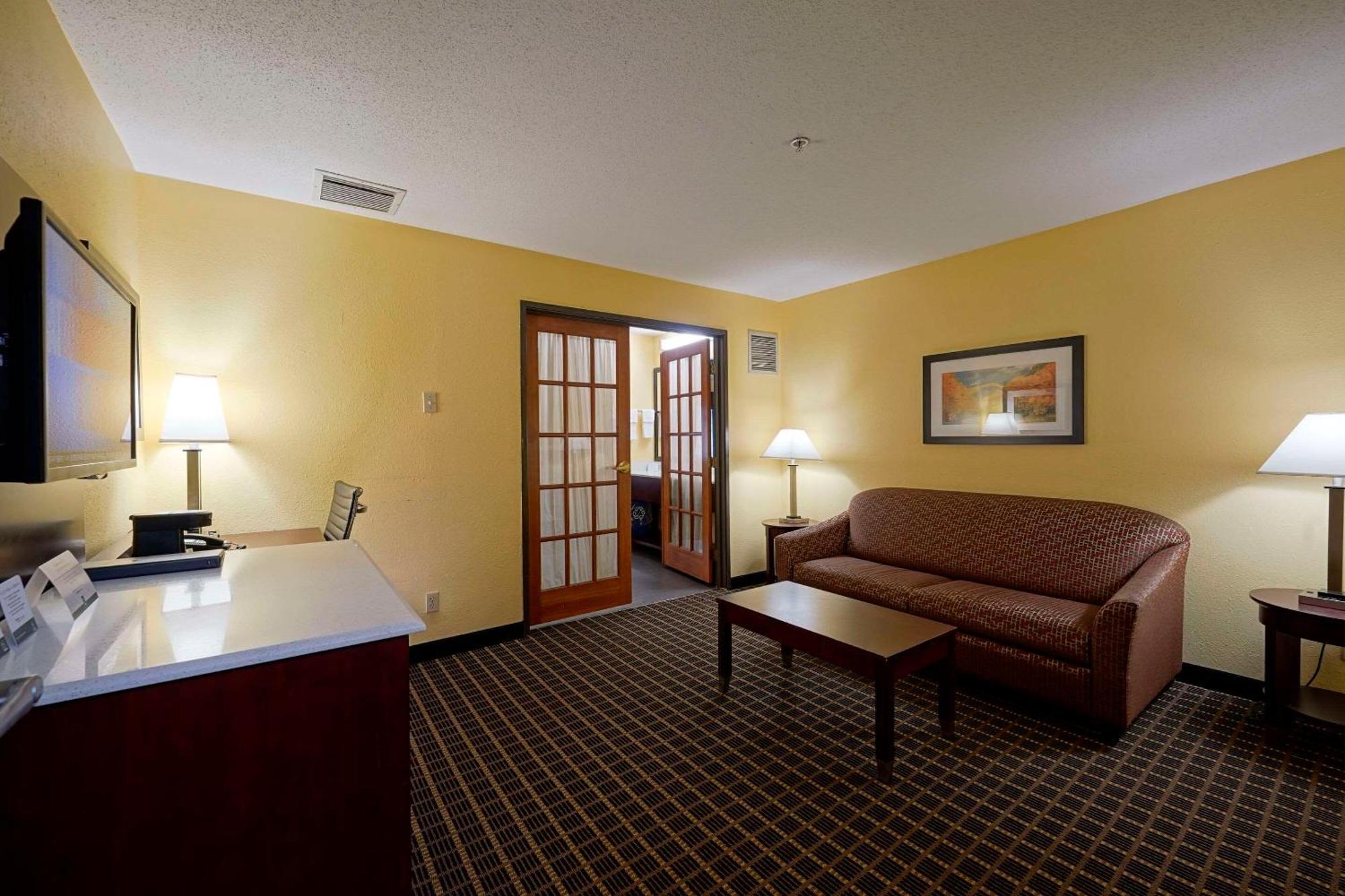 Quality Inn & Suites Harrington - Milford Esterno foto