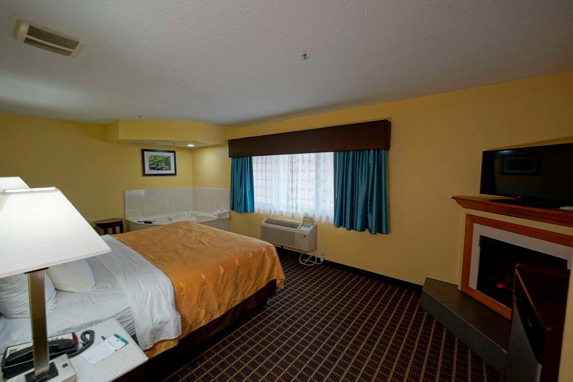 Quality Inn & Suites Harrington - Milford Esterno foto