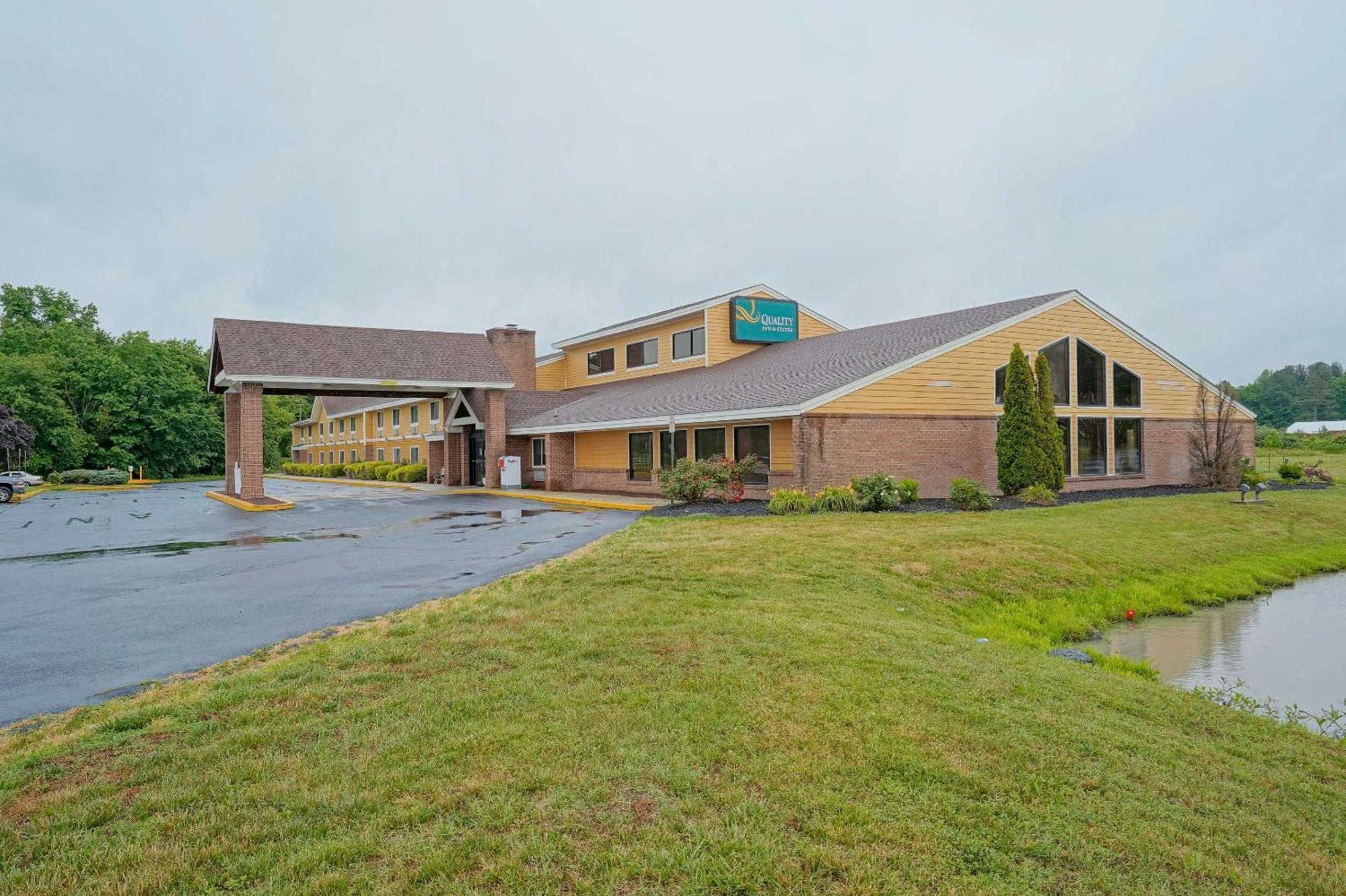 Quality Inn & Suites Harrington - Milford Esterno foto