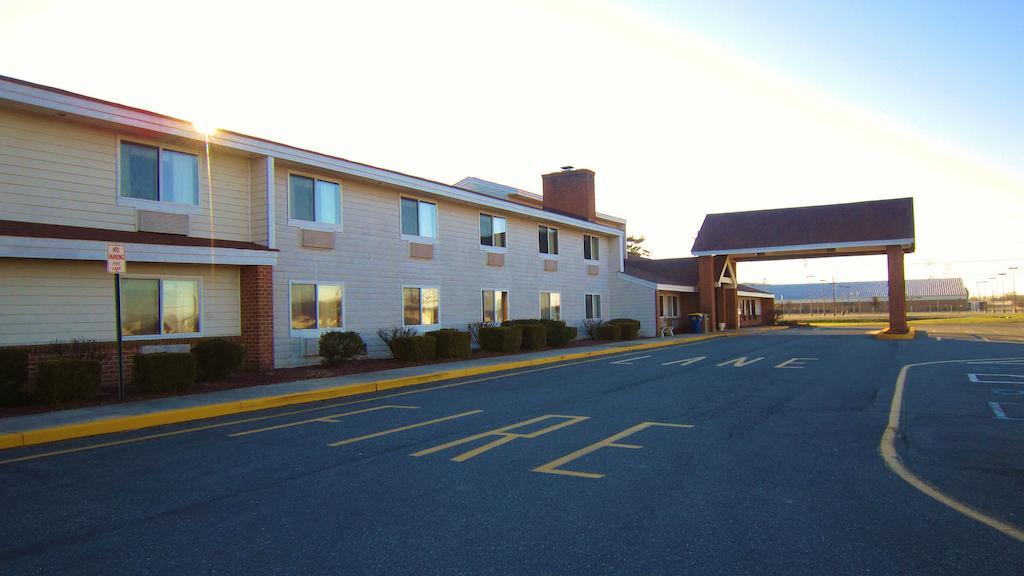 Quality Inn & Suites Harrington - Milford Esterno foto